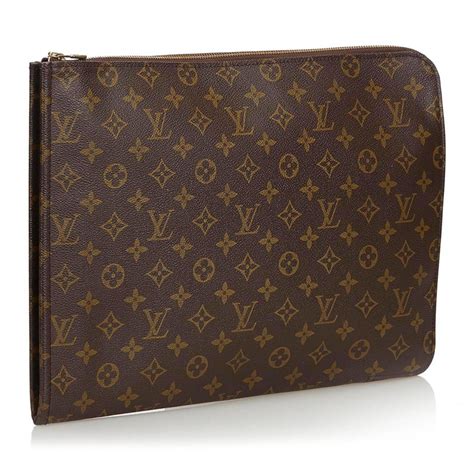 Louis Vuitton poche monogram